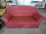(137'651) - Lachsrotes Sofa im BrockiShop am 7.