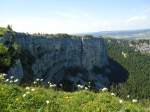 (139'879) - Der Creux du Van im Val de Travers am 17. Juni 2012
