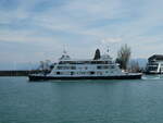 (248'135) - F�hre Romanshorn am 6. April 2023 im Hafen von Romanshorn