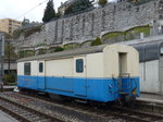 (170'178) - MOB-Gep�ckwagen - Nr. BD 33 - am 18. April 2016 im Bahnhof Montreux