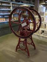 (152'973) - Alte Zentrifuge am 16.