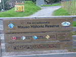 (190'760) - Hinweistafel am Mount Maunganui am 21.